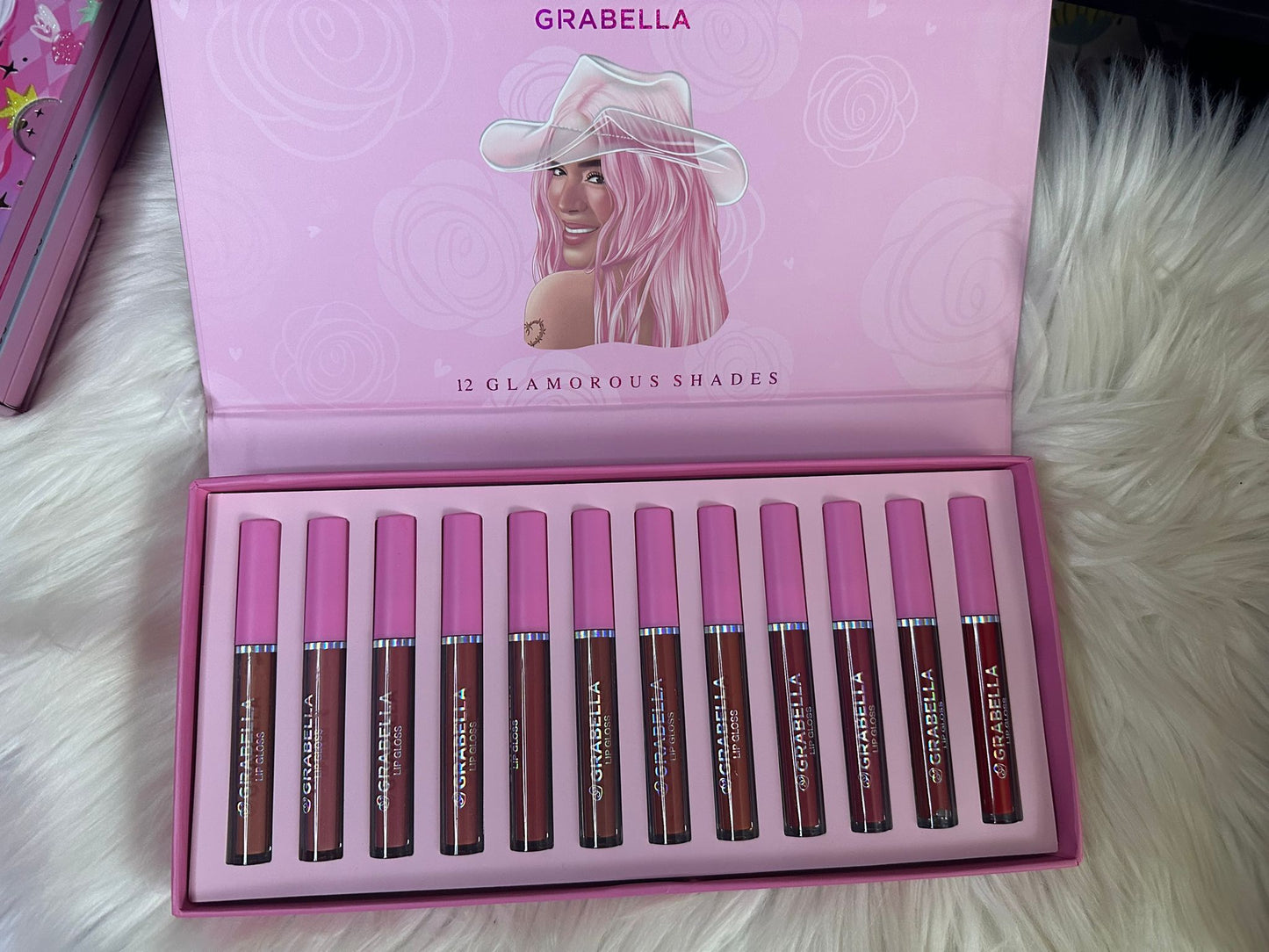 SET DE 12 LABIALES BICHOTA